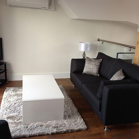 Max Serviced Apartments Commercial Road Londres Exterior foto